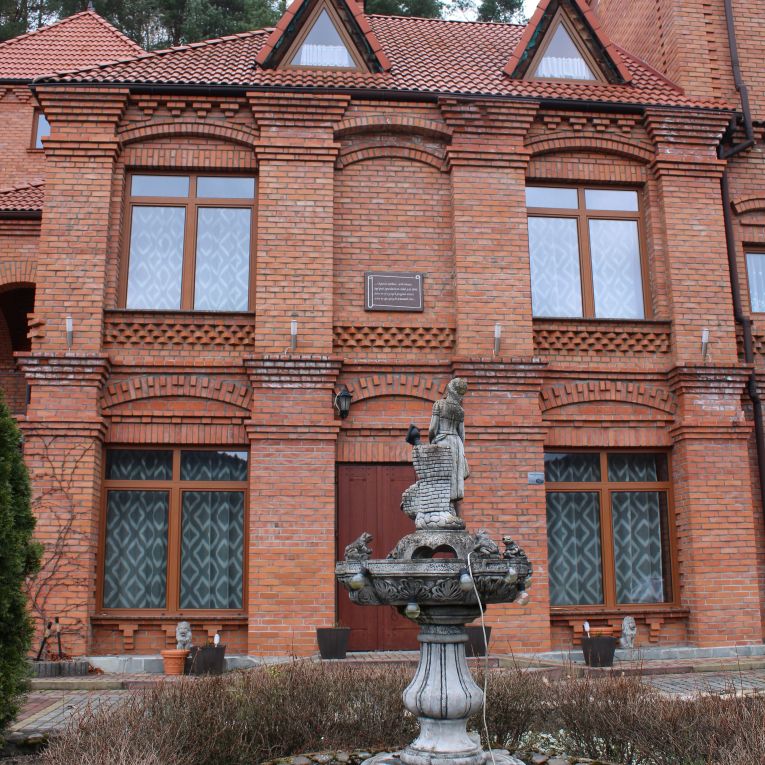 Hotel Zamek Ostrowski w Chojniku