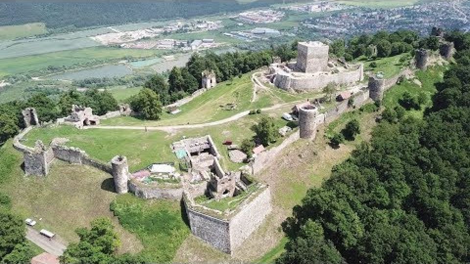 Sarissky hrad